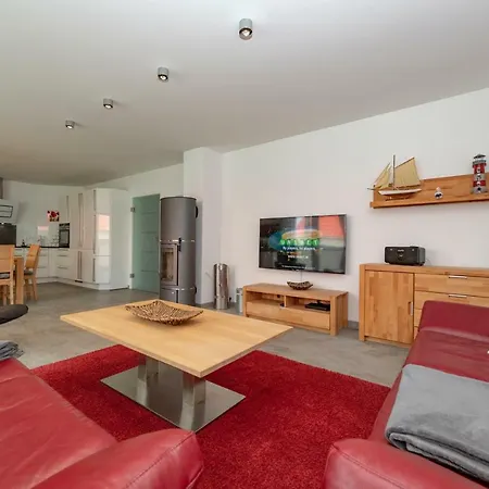 Ferienhaus Corvin Mit Eingezäunten Grundstück Goehren (Ruegen)