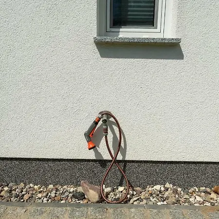 Ferienhaus Corvin Mit Eingezäunten Grundstück * Goehren (Ruegen)