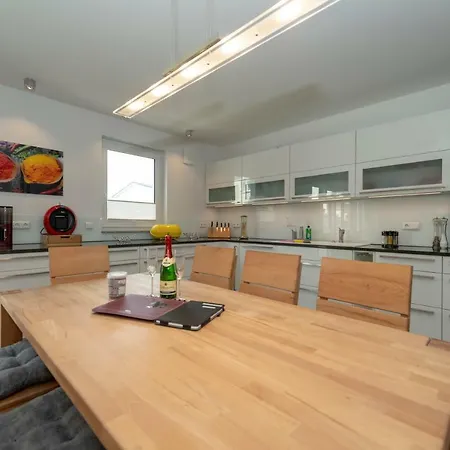 Ferienhaus Corvin Mit Eingezäunten Grundstück Goehren (Ruegen)