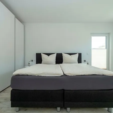 Ferienhaus Corvin Mit Eingezäunten Grundstück Ferienhaus Goehren (Ruegen)